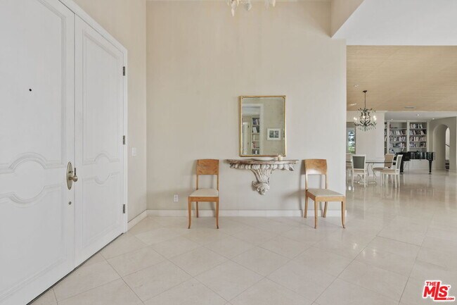 Building Photo - 1634 Gilcrest Dr