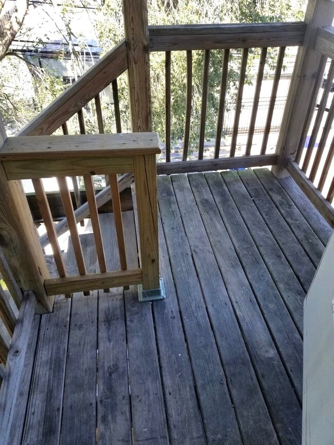 Building Photo - 4810 W Armitage Ave