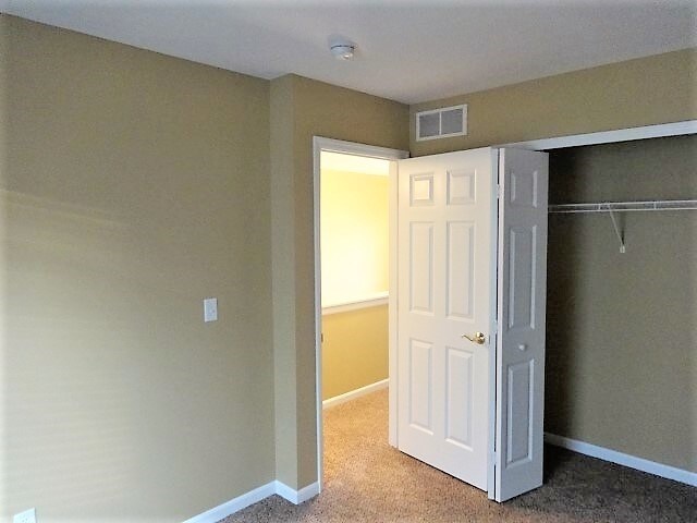 Building Photo - 5841 Privilege Dr
