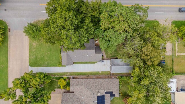 Building Photo - 4103 S Madison Pl