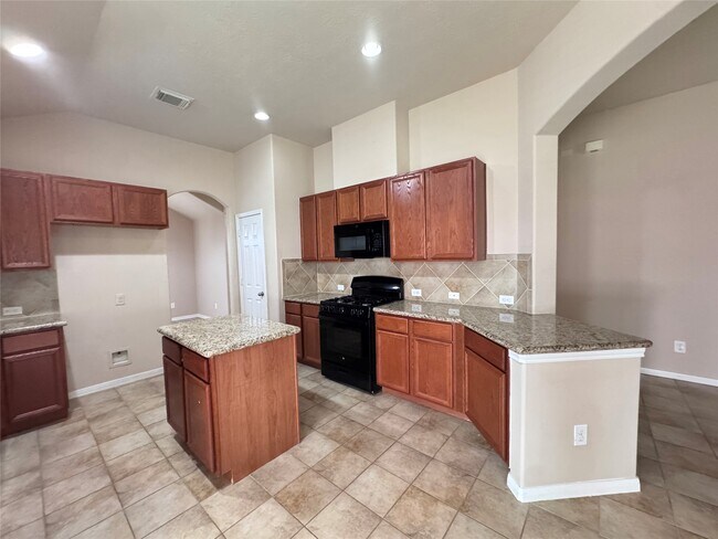Building Photo - 25210 Ginger Ranch Dr