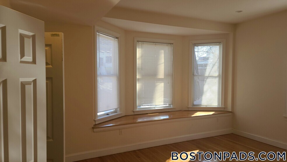 Building Photo - 9 Gardner Terrace