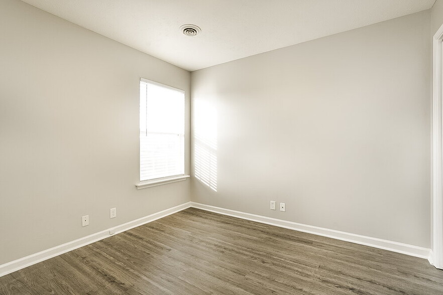 Building Photo - 3029 Ace Wintermeyer Dr