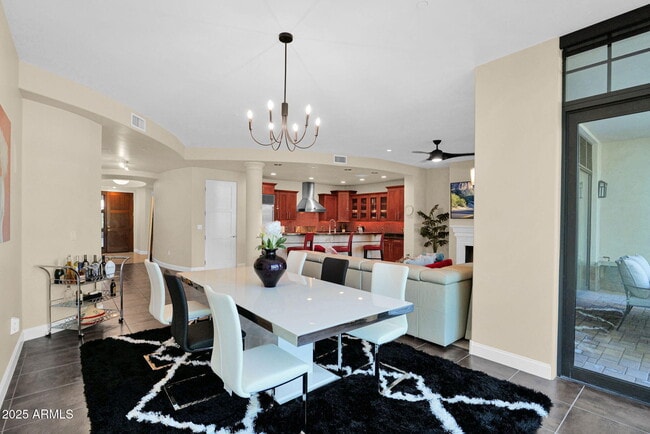 Building Photo - 8 Biltmore Estates Dr