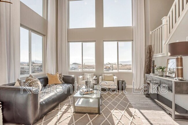 Building Photo - 1869 S 1080 W