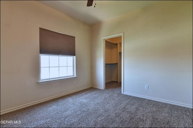 Building Photo - 6732 Pearl Ridge Dr