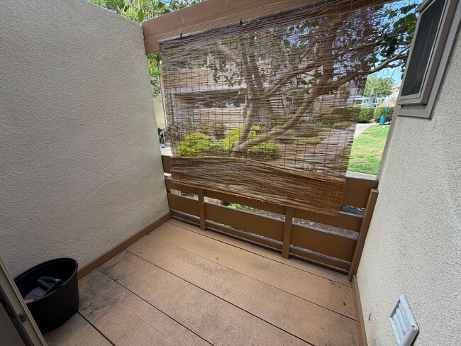 Building Photo - Fully Furnished Condo in the Heart of San Diego | 2 Parking Spaces, In-Unit Laundry, & Luxury Ame...