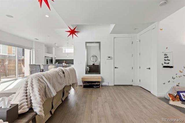 Building Photo - 1711 King St