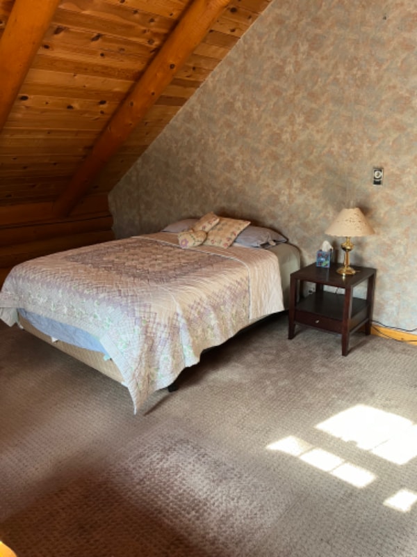 Building Photo - 502 Snowberry Ln