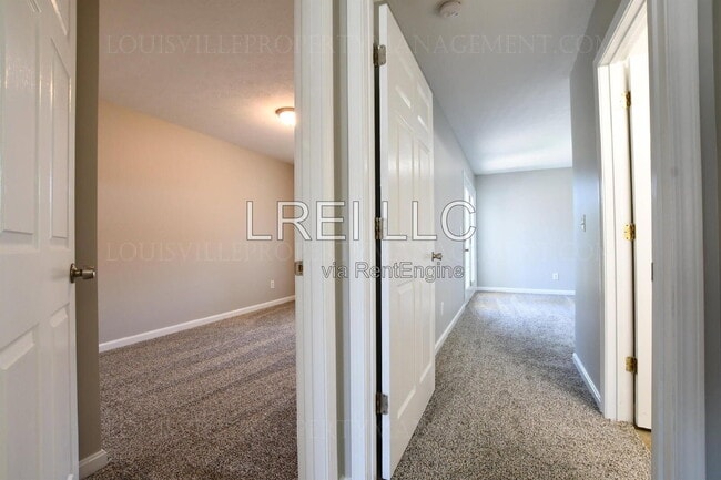 Building Photo - 300 Keeneland Dr