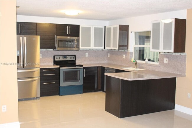 Building Photo - 8881 NW 189th Terrace