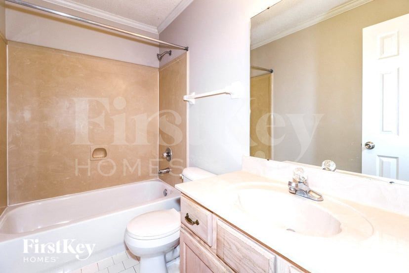 Building Photo - 5380 Milton Ridge Dr