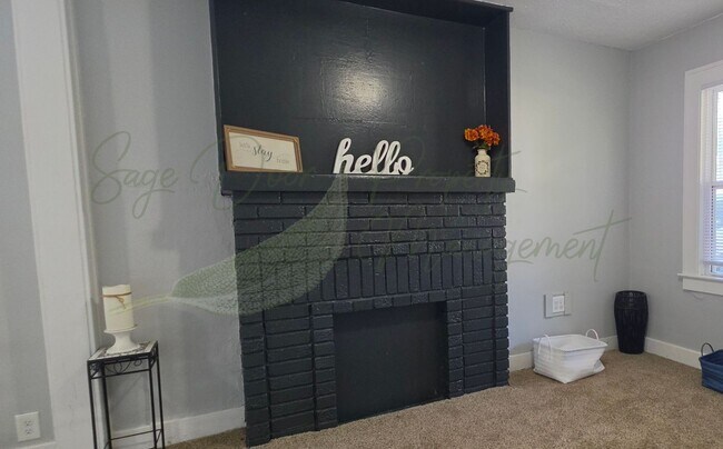 Building Photo - 303 N Huttig Ave