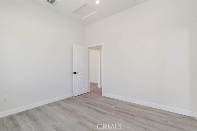 Building Photo - 10656 Nassau Ave