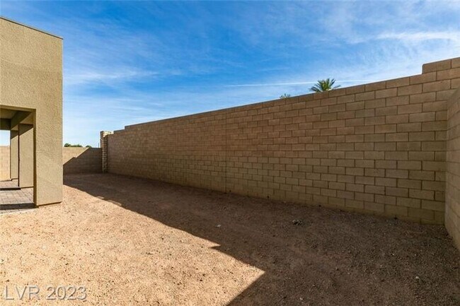 Building Photo - COMING SOON - Ready no later than Mid-June