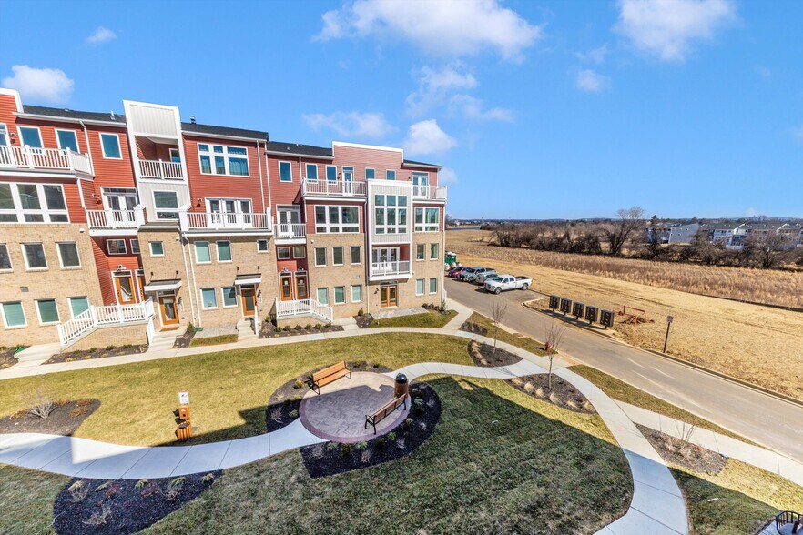 Building Photo - 1616 Blacksmith Way