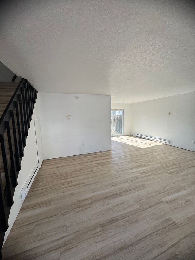 Primary Photo - Fully Remodeled 3 Bedroom, 1 Bath duplex w...