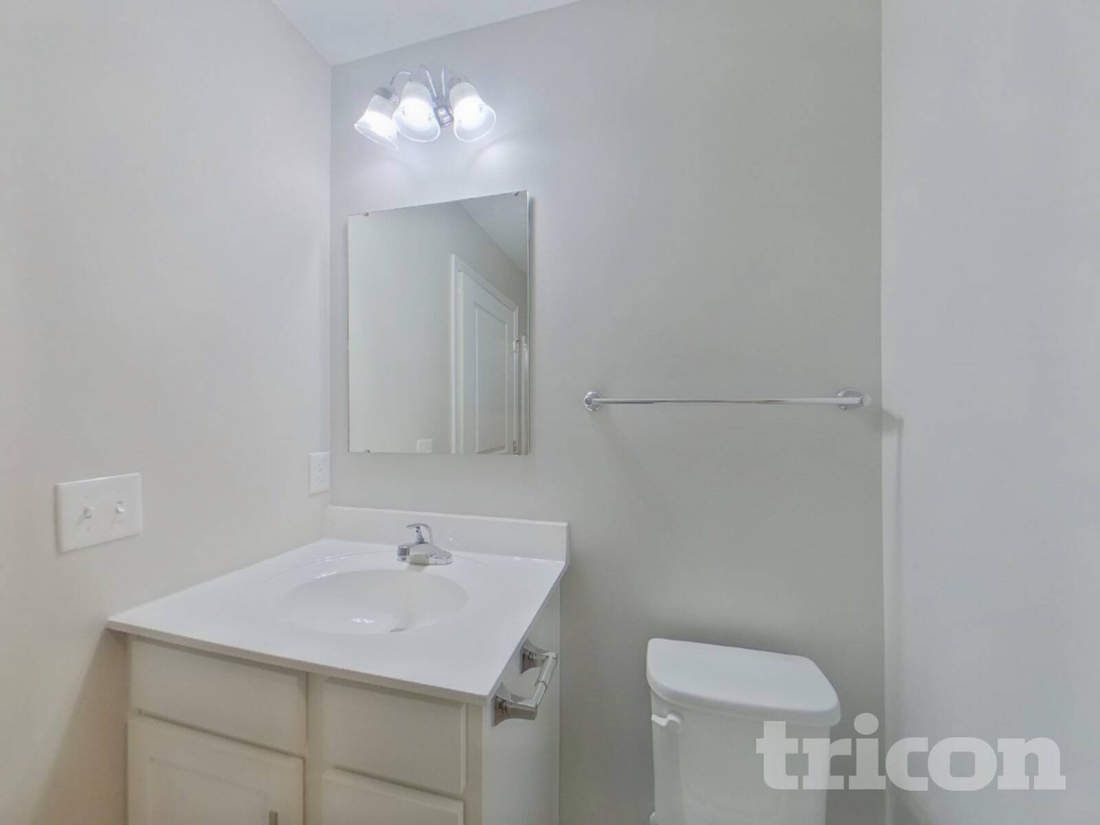 Building Photo - 137 Portchester Ln