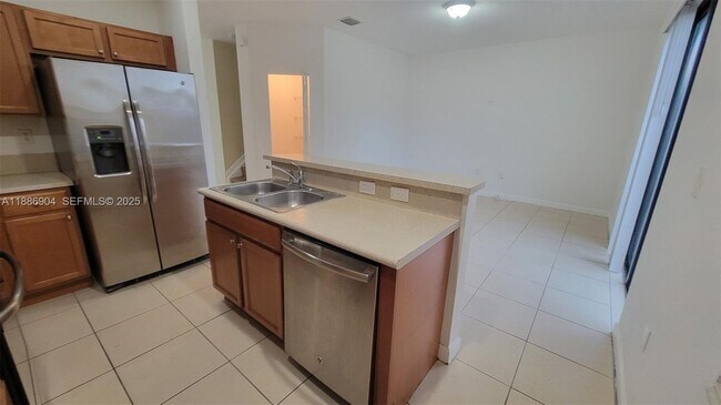 Building Photo - 4219 SW 164th Ct