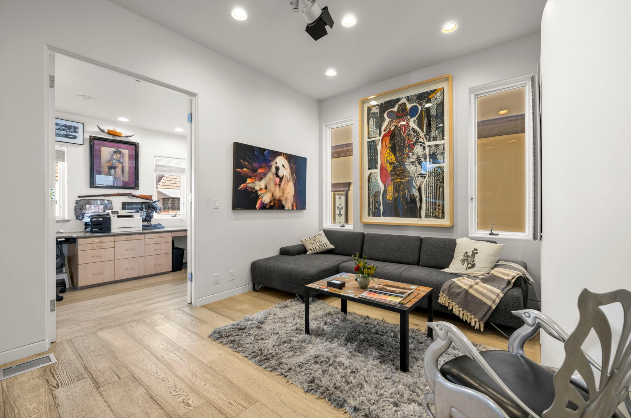 Lounge off the kitchen. - 120 Mast Mall