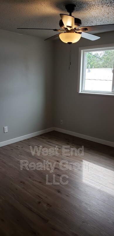 Building Photo - 765 N Colorado Ave