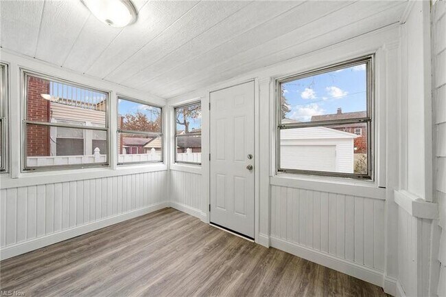 Building Photo - 3613 Cummings Rd