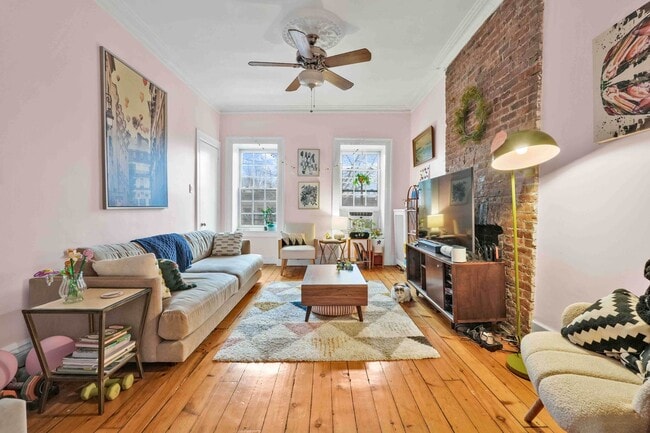 Building Photo - 383 5th St