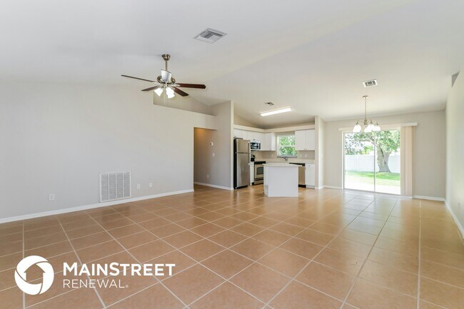 Building Photo - 1804 NE 21st St