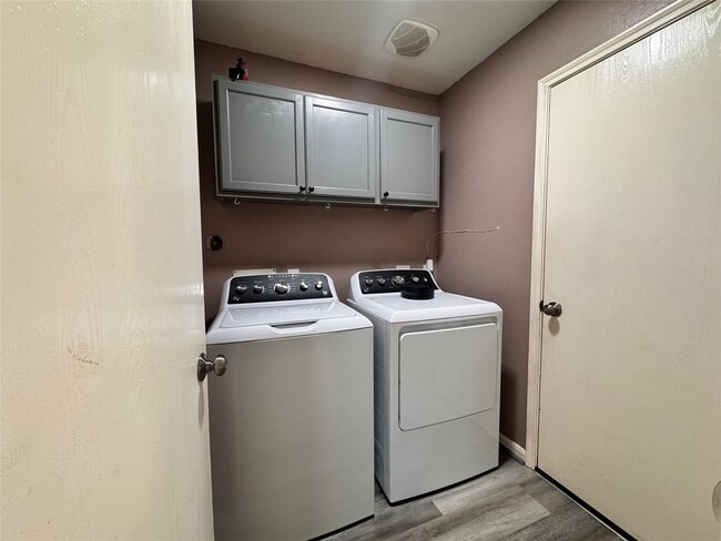 Building Photo - 19115 Saddleville Mills Ln