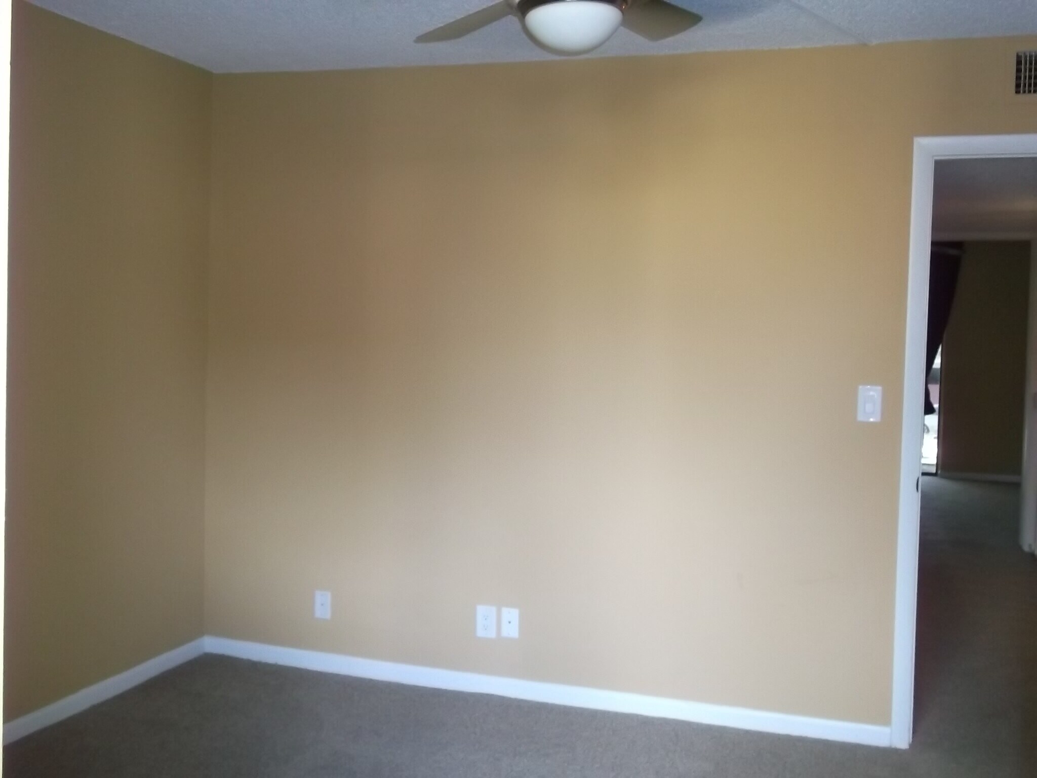 Building Photo - 743 SE 1st Way