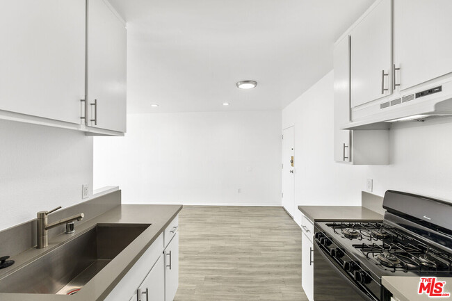 Building Photo - 15314 Gault St