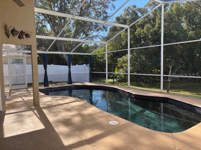 Building Photo - 736 Sunflower Dr