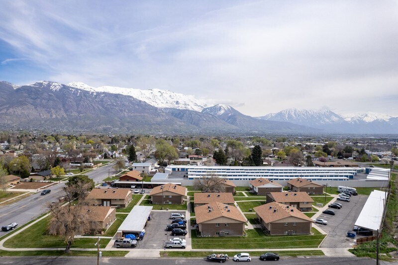 Building Photo - 80 N 400 E