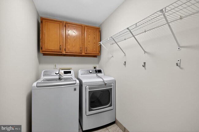 Building Photo - 102 Cunningham Park Ct SE