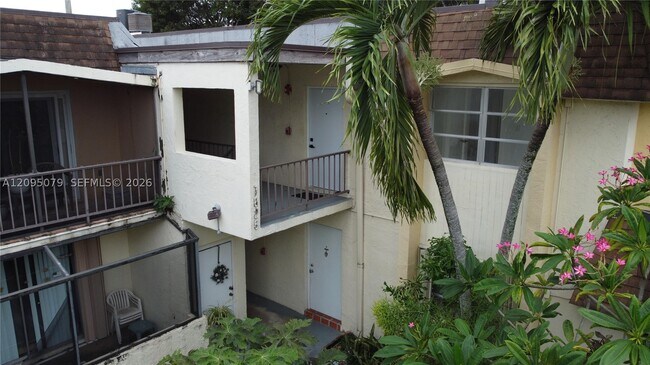 Building Photo - 7825 Miller Dr