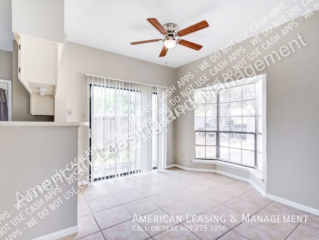 Building Photo - Charming Two-Story 2-Bedroom 1.5 Bathroom ...