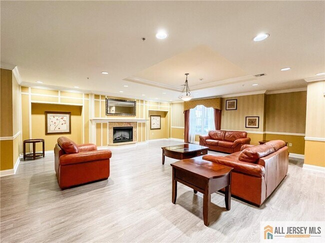Building Photo - 105 Regency Pl