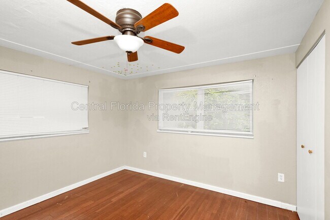 Building Photo - 226 S Hill Ave