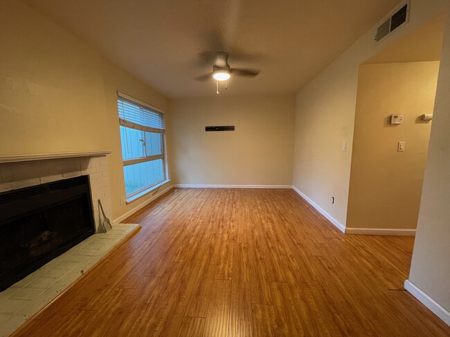 Living room; flat screen TV mount included - 132 Luna Grande Cir