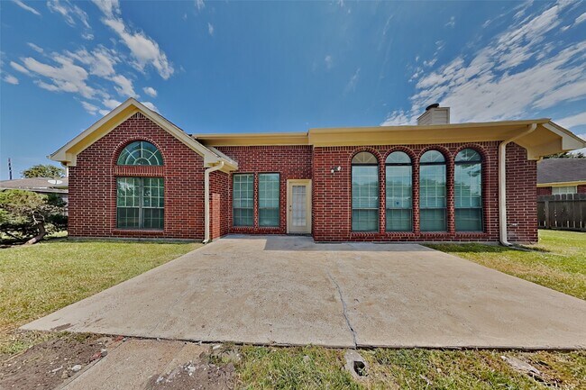 Building Photo - 11414 Oak Lake Glen Cir