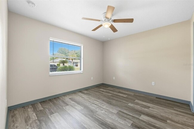 Building Photo - 4405 Almark Dr