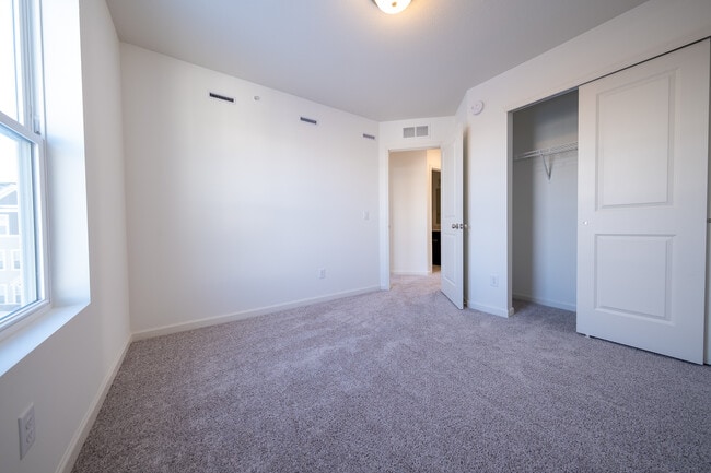 Building Photo - 5885 156th St W