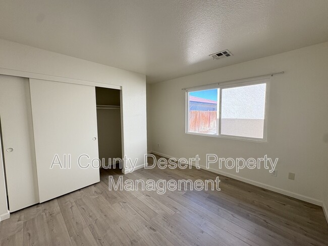 Building Photo - 33687 Whispering Palms Trail