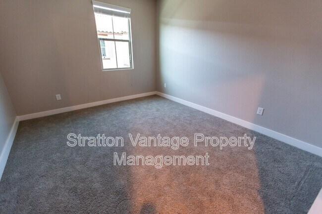 Building Photo - 3855 S McQueen Rd