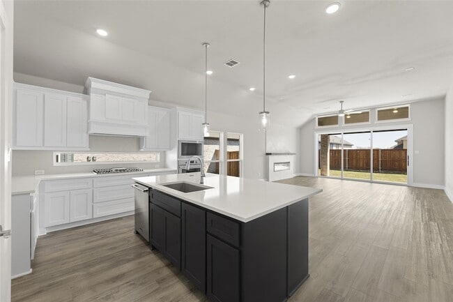 Building Photo - 3853 Solebay Ct