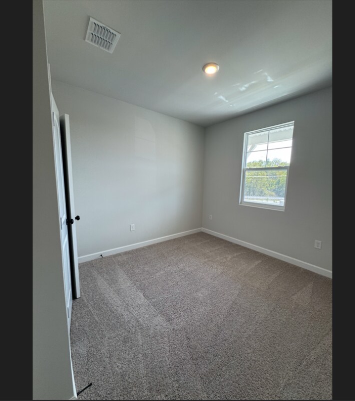Building Photo - 106 Millbrook Dr