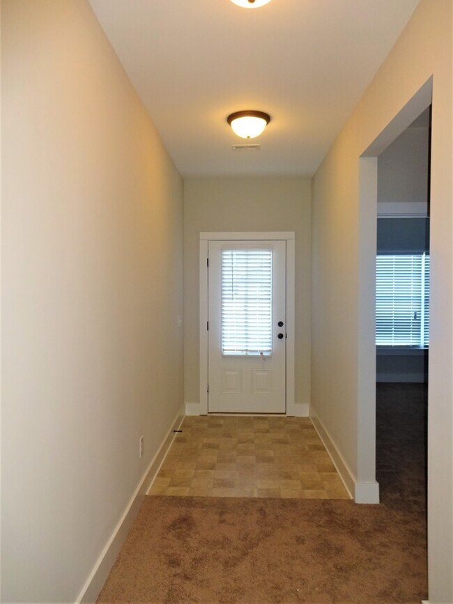 Building Photo - Home for rent in Calera, AL! Available to View Now!!!