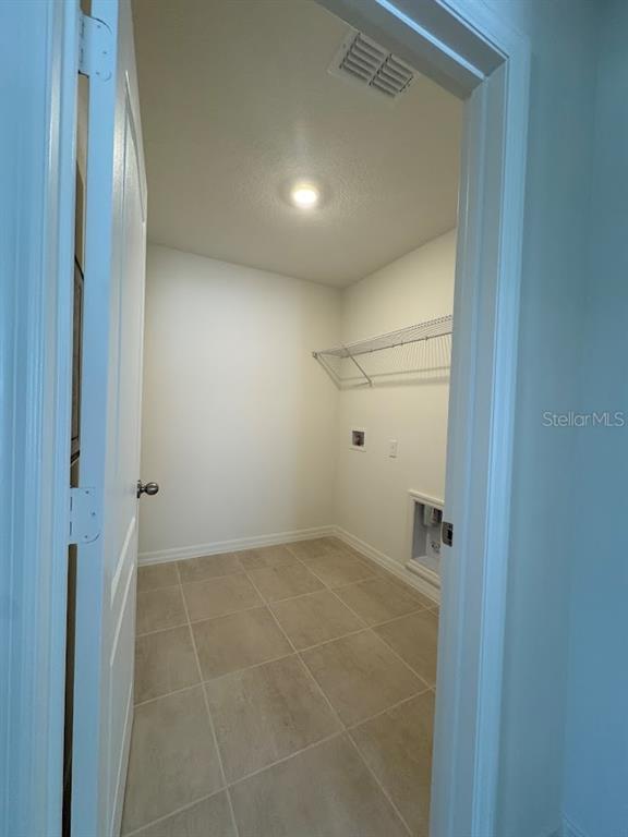 Building Photo - 2723 Plover St