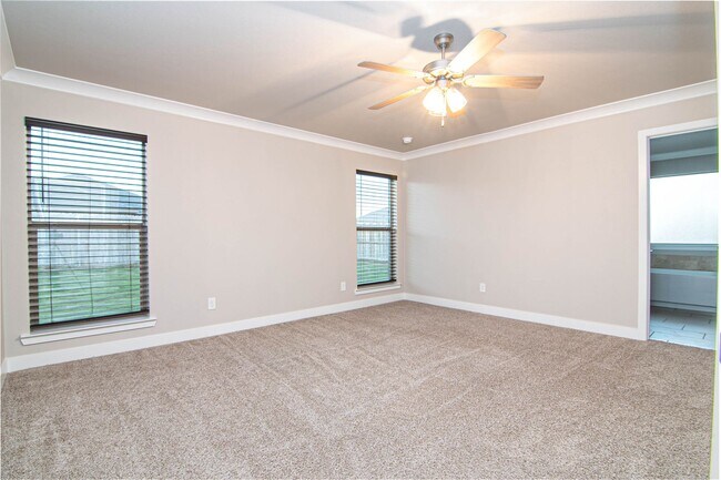 Building Photo - 6841 Rio Pl