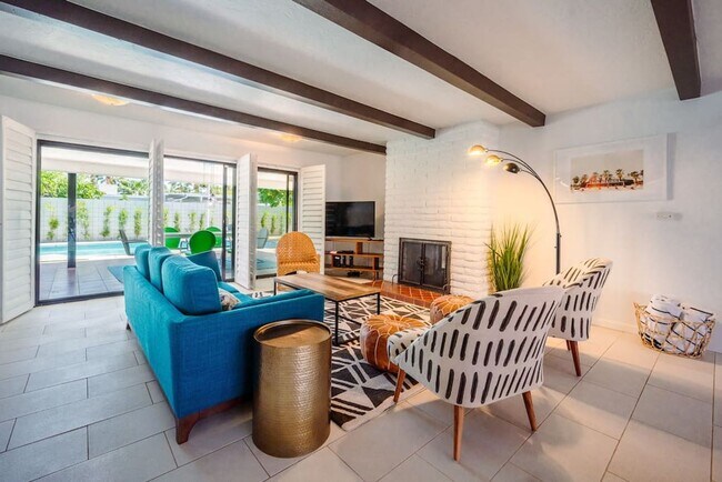 Building Photo - Luxury Mid-Century Retreat in the Heart of the Historic Movie Colony (Monthly Only - No Long Term)